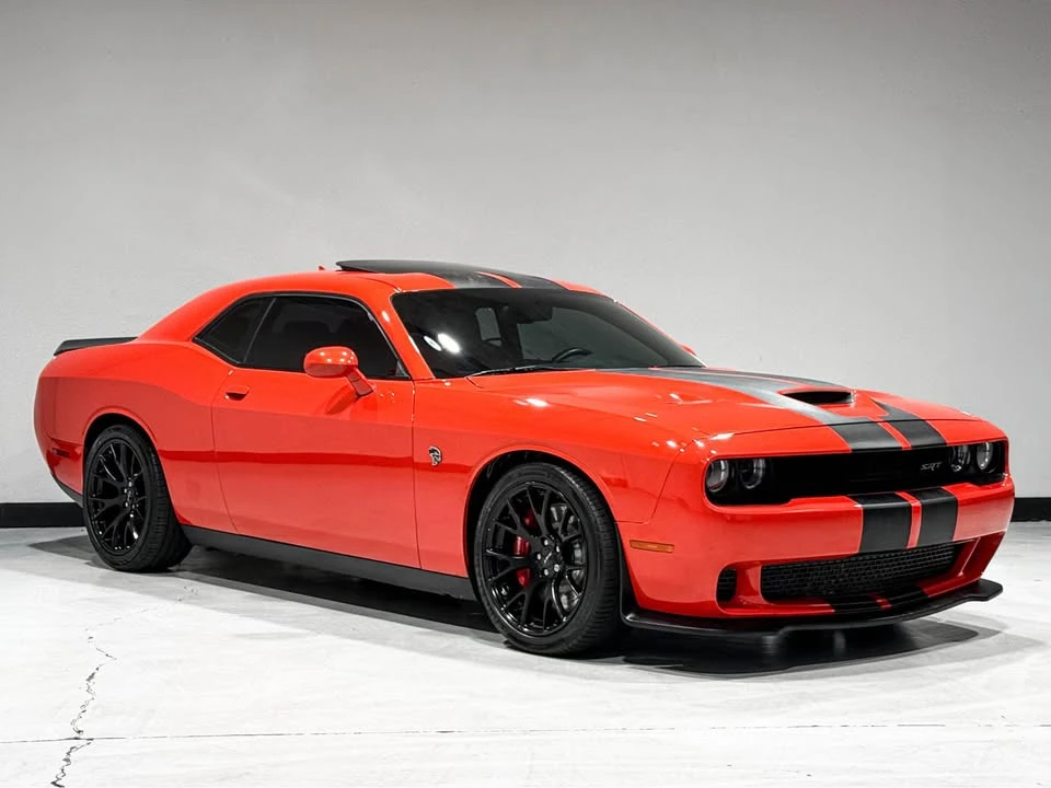 2016 Dodge Challenger SRT Hellcat 3rd Gen - Image 5 of 16