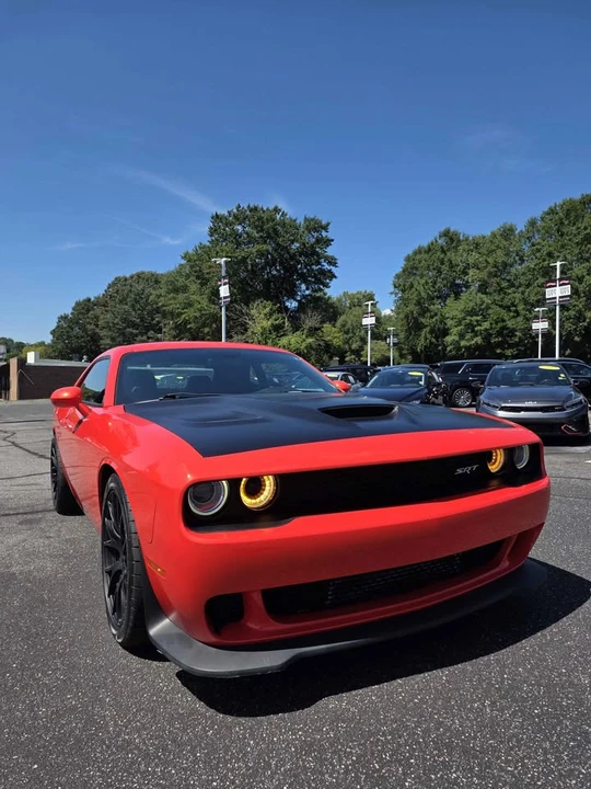 2016 Dodge Challenger SRT Hellcat 3rd Gen - Image 2 of 18