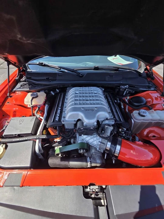 2016 Dodge Challenger SRT Hellcat 3rd Gen - Image 10 of 18