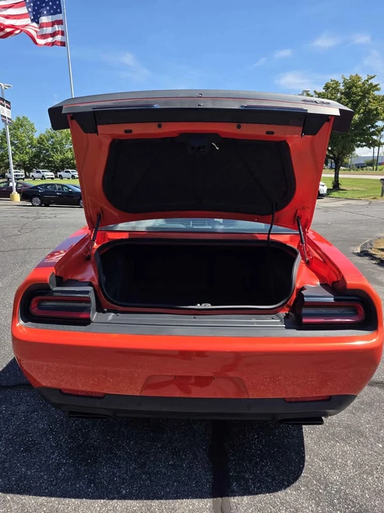 2016 Dodge Challenger SRT Hellcat 3rd Gen - Image 4 of 18