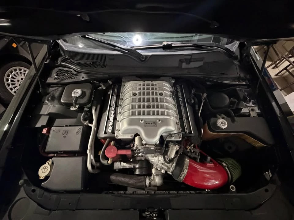 2016 Dodge Challenger SRT Hellcat 3rd Gen - Image 15 of 15