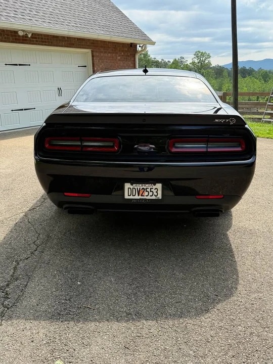 2016 Dodge Challenger SRT Hellcat 3rd Gen - Image 4 of 9