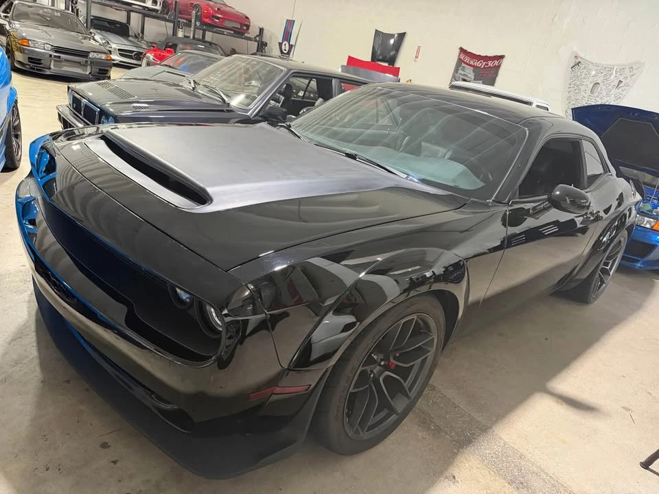 2016 Dodge Challenger SRT Hellcat 3rd Gen - Image 3 of 15
