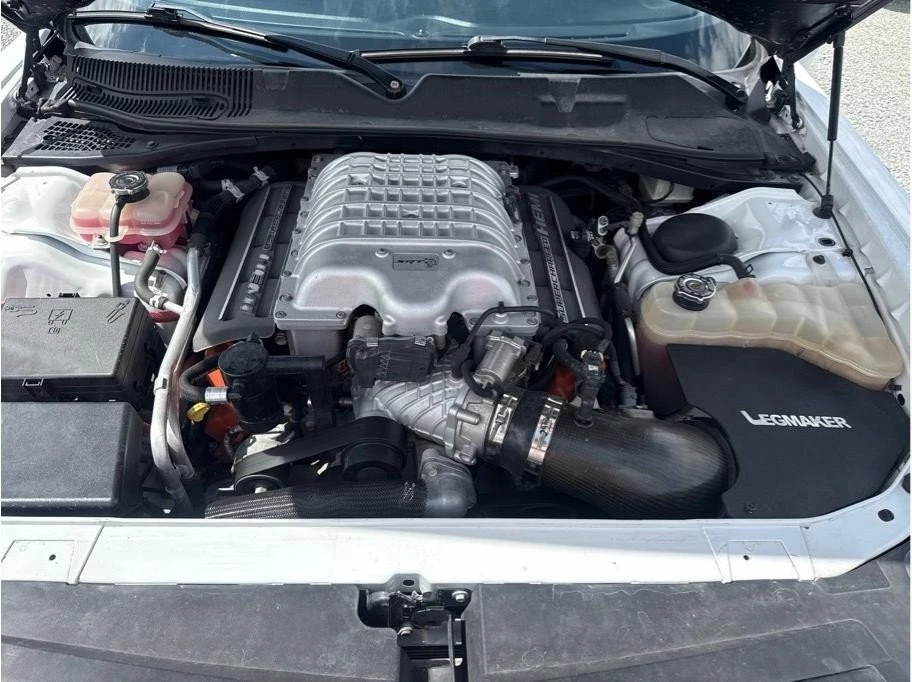 2016 Dodge Challenger SRT Hellcat 3rd Gen - Image 19 of 20