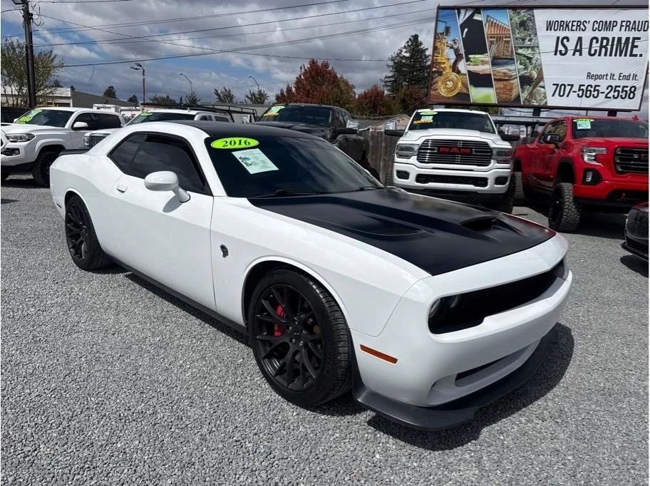 2016 Dodge Challenger SRT Hellcat 3rd Gen - Image 3 of 20