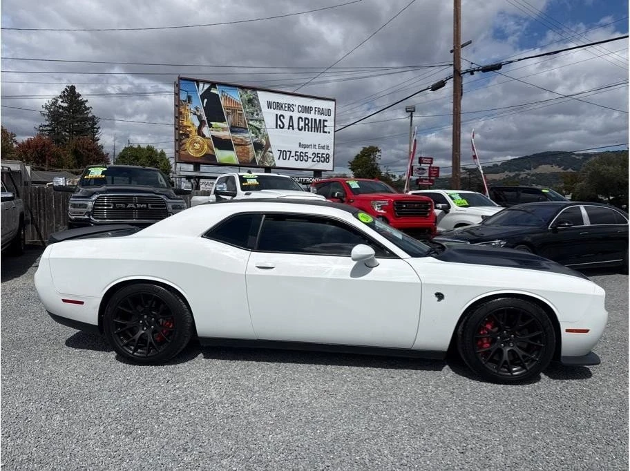 2016 Dodge Challenger SRT Hellcat 3rd Gen - Image 4 of 20