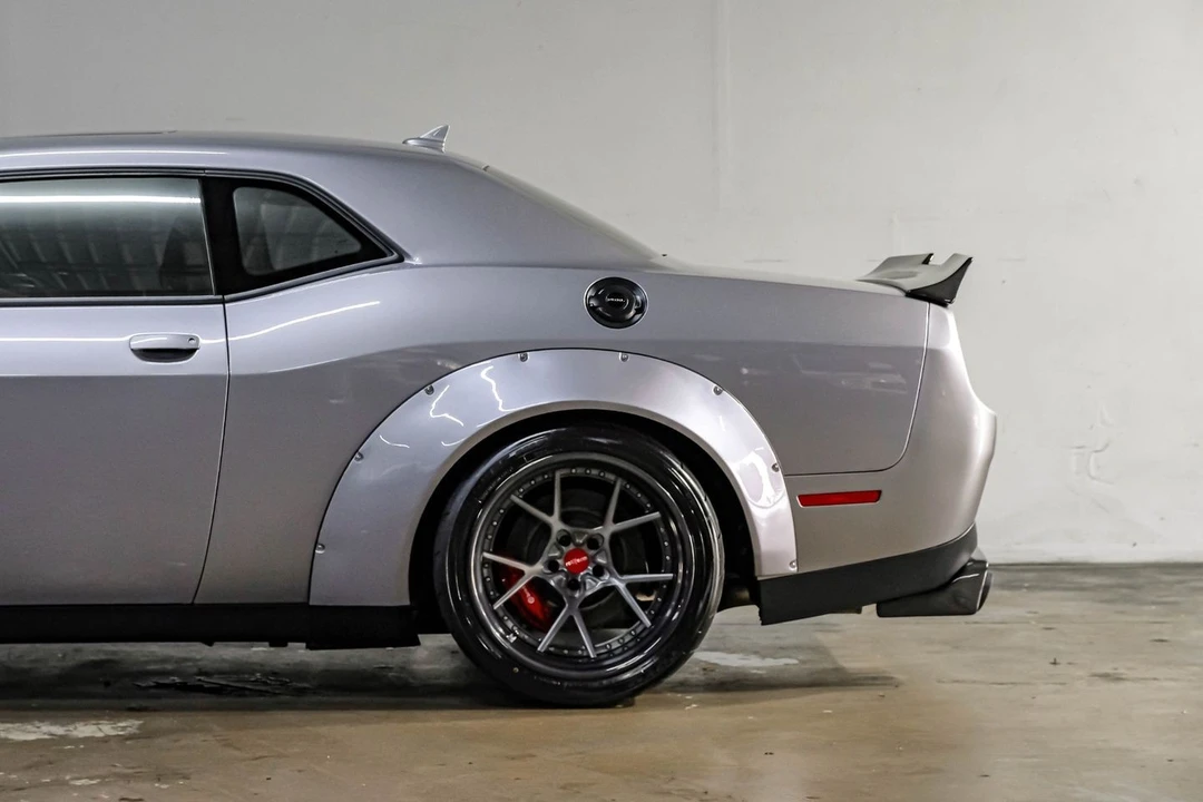 2016 Dodge Challenger SRT Hellcat 3rd Gen - Image 18 of 31