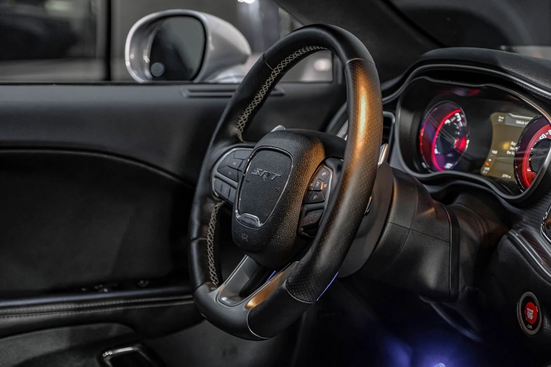 2016 Dodge Challenger SRT Hellcat 3rd Gen - Image 20 of 31