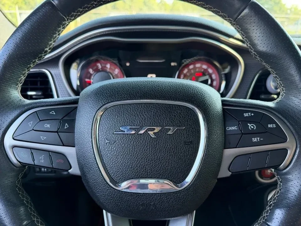 2016 Dodge Challenger SRT Hellcat 3rd Gen - Image 17 of 18