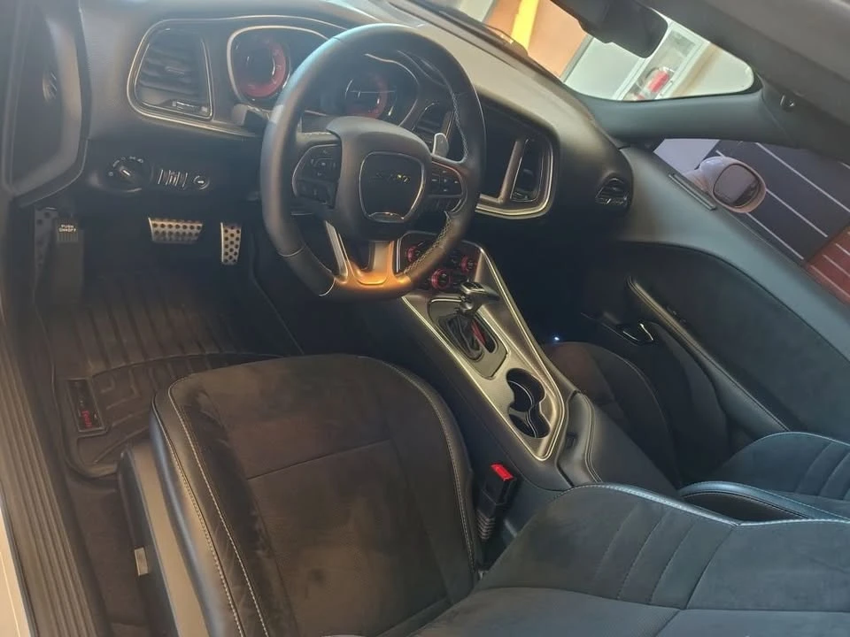 2016 Dodge Challenger SRT Hellcat 3rd Gen - Image 9 of 20