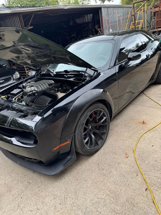 2016 Dodge Challenger SRT Hellcat 3rd Gen - Image 2 of 15