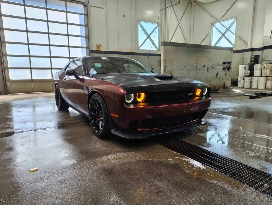 2016 Dodge Challenger SRT Hellcat 3rd Gen - Image 5 of 7