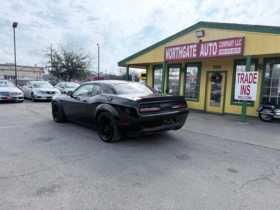 2016 Dodge Challenger SRT Hellcat 3rd Gen - Image 3 of 15