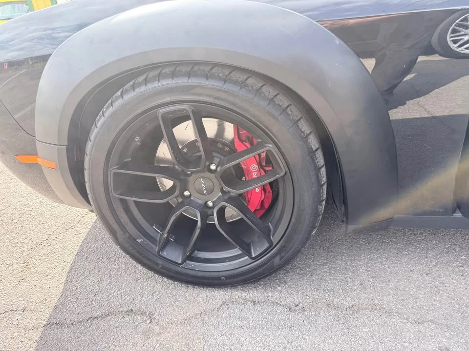 2016 Dodge Challenger SRT Hellcat 3rd Gen - Image 14 of 15