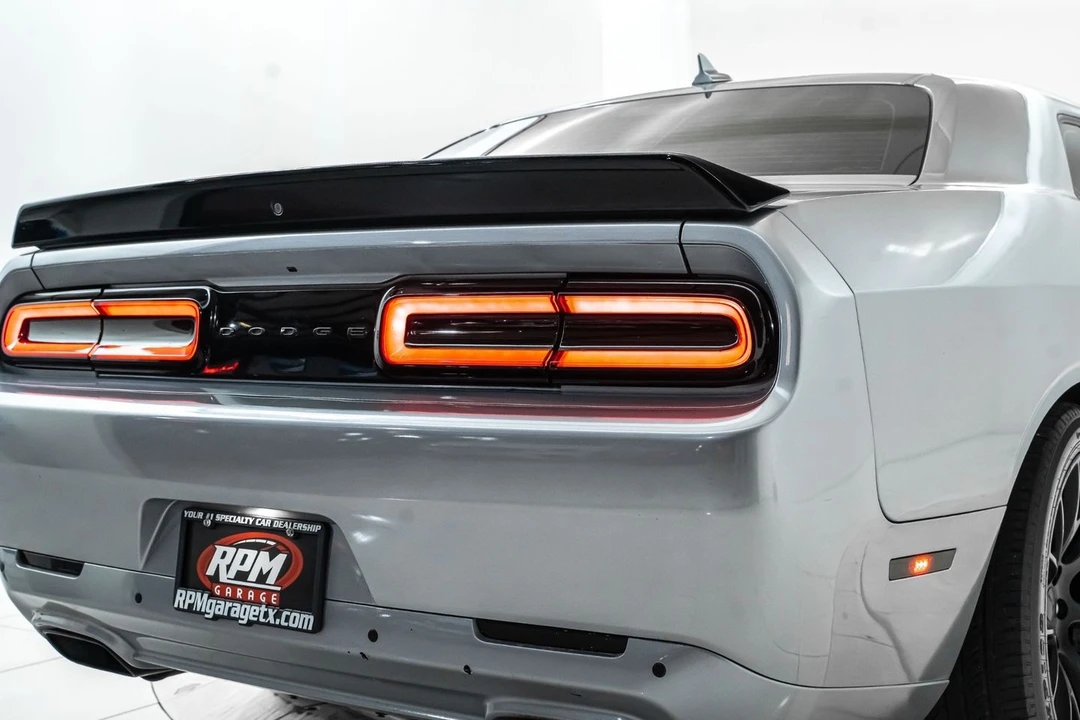 2016 Dodge Challenger SRT Hellcat 3rd Gen - Image 14 of 31