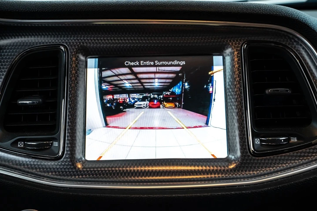 2016 Dodge Challenger SRT Hellcat 3rd Gen - Image 30 of 31