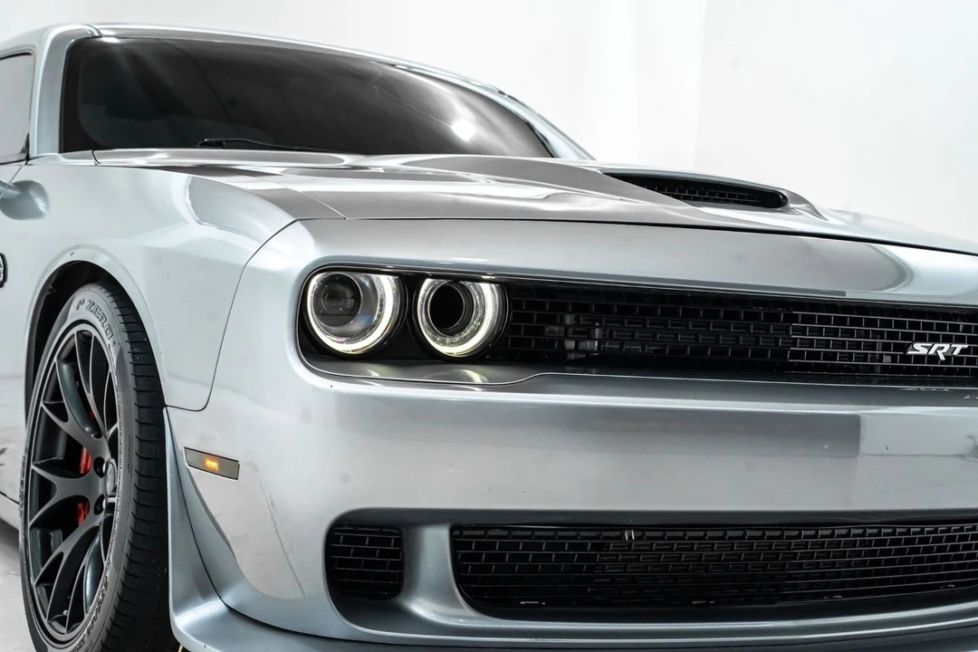 2016 Dodge Challenger SRT Hellcat 3rd Gen - Image 15 of 31