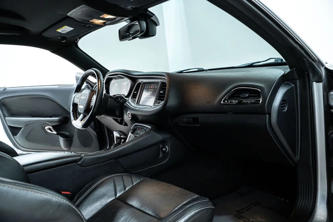 2016 Dodge Challenger SRT Hellcat 3rd Gen - Image 23 of 31