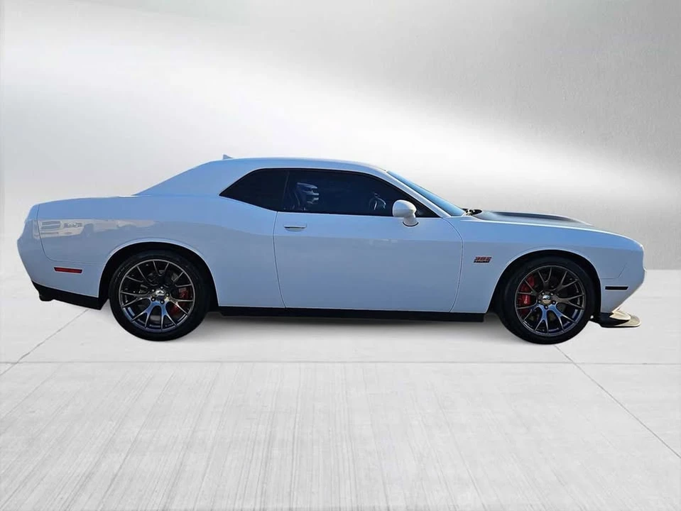 2016 Dodge Challenger SRT8 & 392 3rd Gen - Image 9 of 20