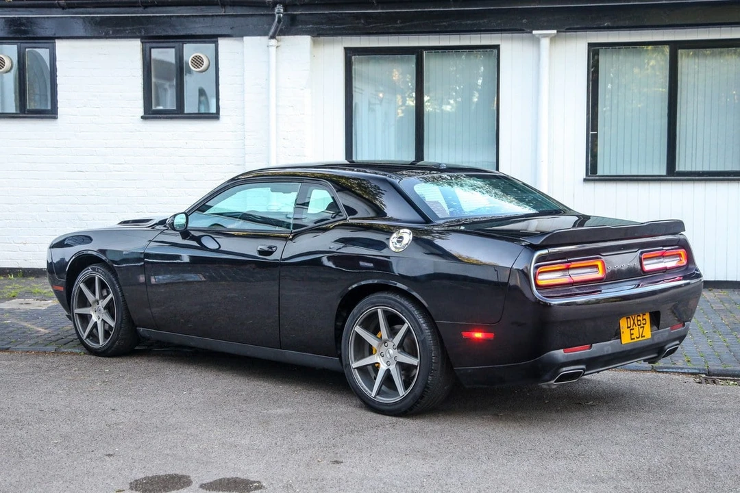 2016 Dodge Challenger 3rd Gen - Image 21 of 30