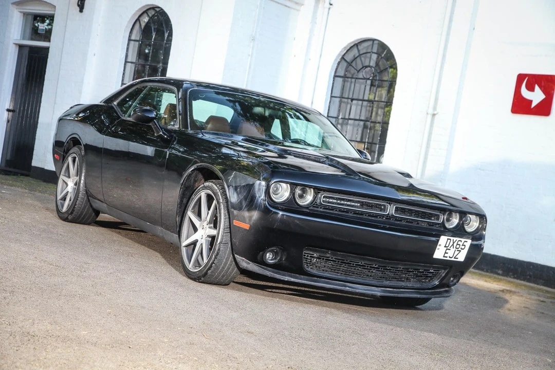 2016 Dodge Challenger 3rd Gen - Image 11 of 30