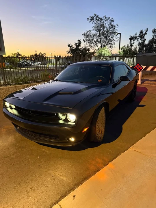 2016 Dodge Challenger 3rd Gen - Image 3 of 16