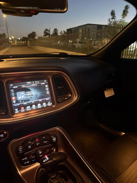 2016 Dodge Challenger 3rd Gen - Image 11 of 16