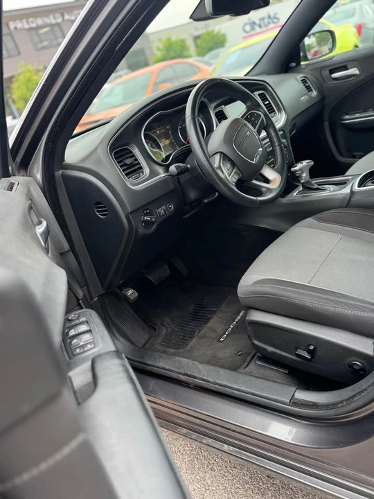 2016 Dodge Challenger 3rd Gen - Image 5 of 10