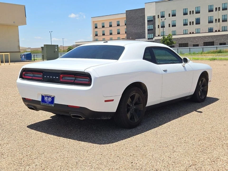 2016 Dodge Challenger 3rd Gen - Image 3 of 10