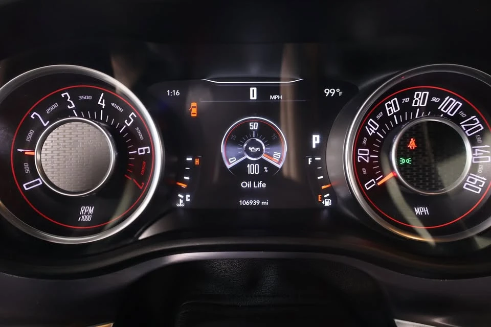 2016 Dodge Challenger 3rd Gen - Image 4 of 19