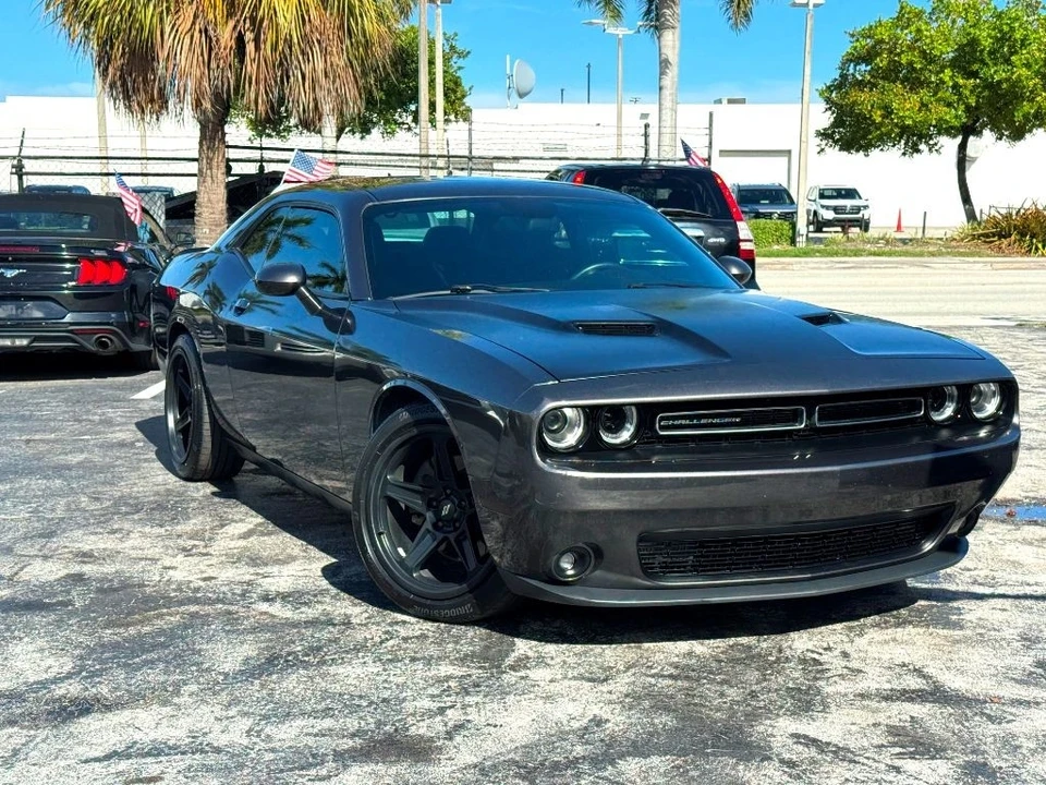 2016 Dodge Challenger 3rd Gen - Image 9 of 21