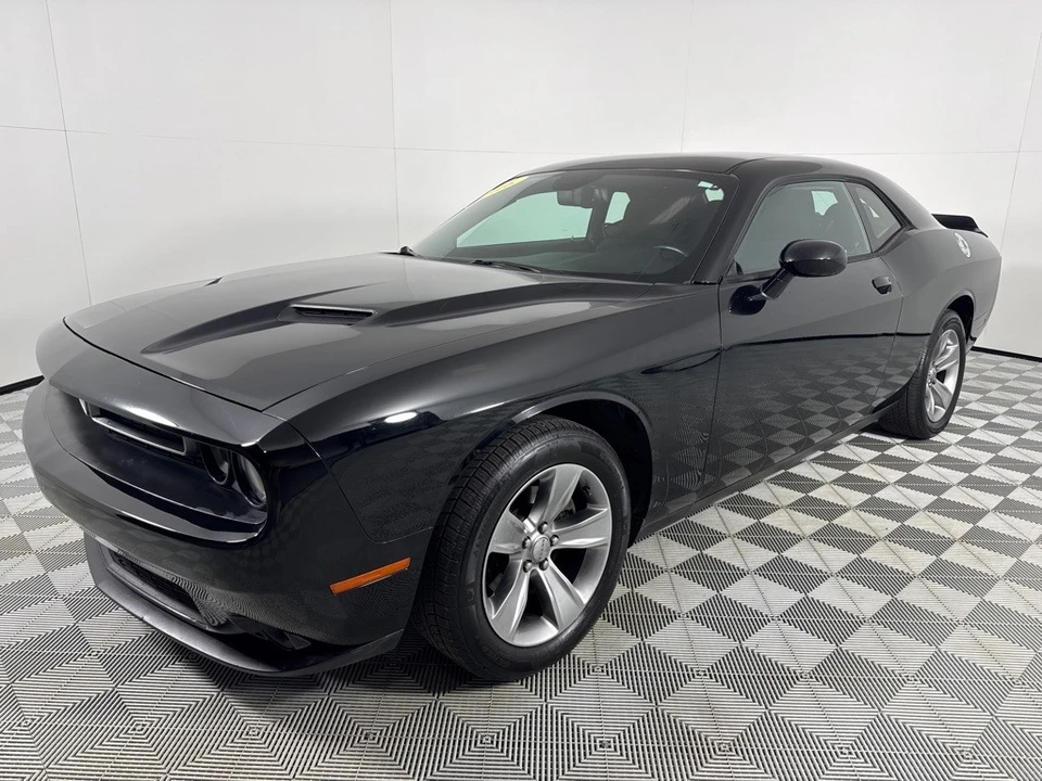 2016 Dodge Challenger 3rd Gen - Image 9 of 12