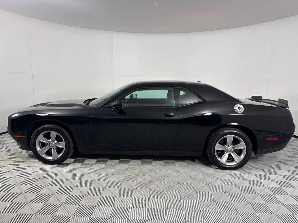 2016 Dodge Challenger 3rd Gen - Image 8 of 12