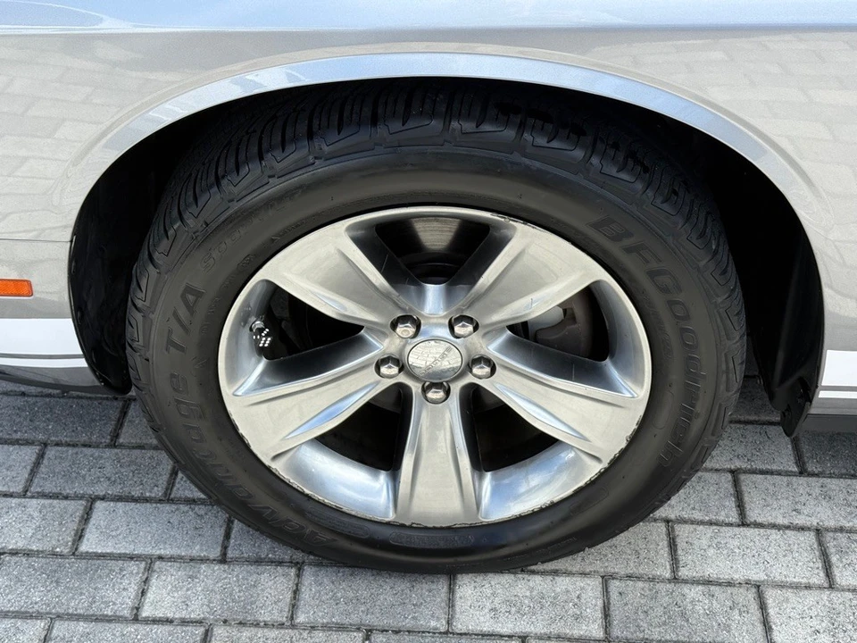 2016 Dodge Challenger 3rd Gen - Image 29 of 31