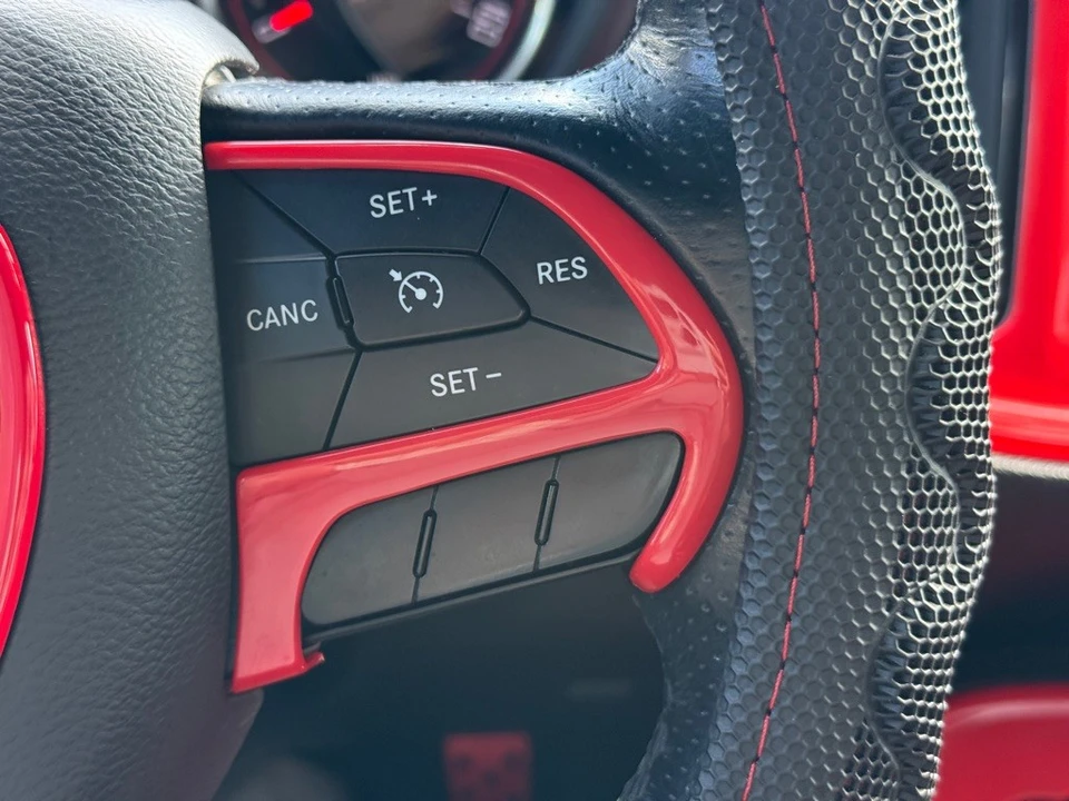 2016 Dodge Challenger 3rd Gen - Image 12 of 31