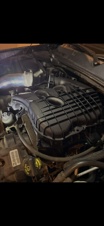 2016 Dodge Challenger 3rd Gen - Image 7 of 18