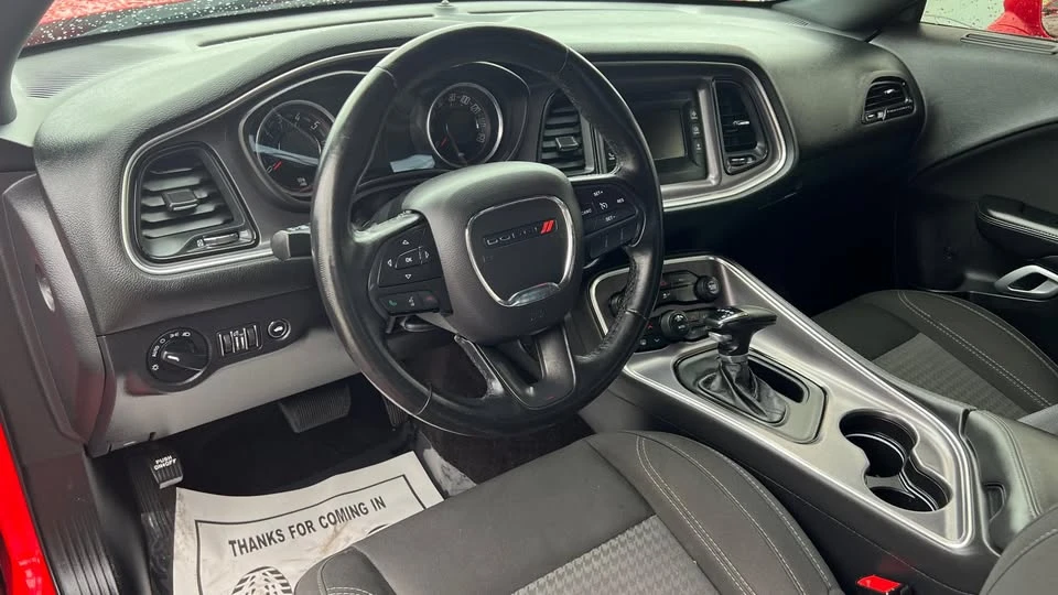 2016 Dodge Challenger 3rd Gen - Image 10 of 17