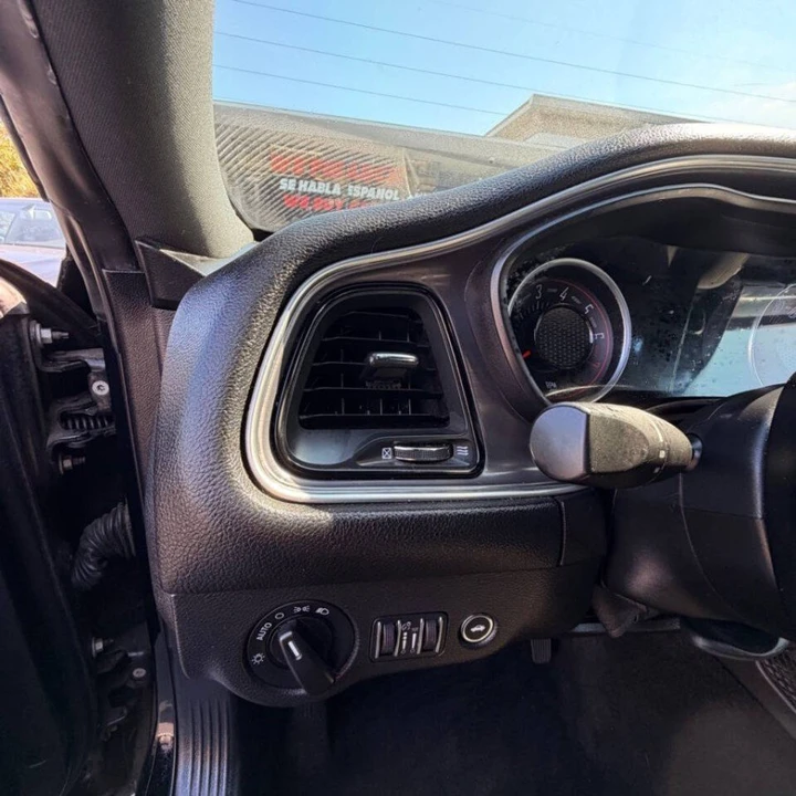 2016 Dodge Challenger 3rd Gen - Image 19 of 20