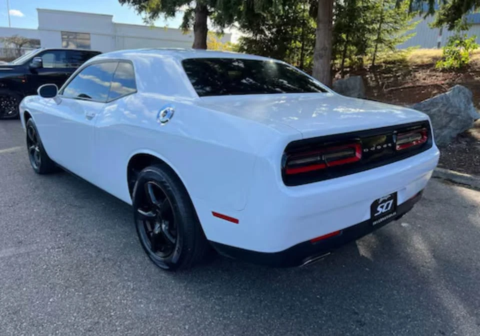 2016 Dodge Challenger 3rd Gen - Image 3 of 8