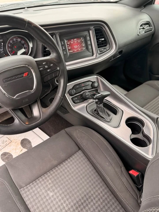 2016 Dodge Challenger 3rd Gen - Image 10 of 13