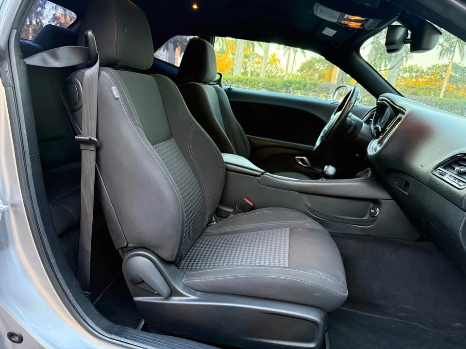 2016 Dodge Challenger 3rd Gen - Image 7 of 20