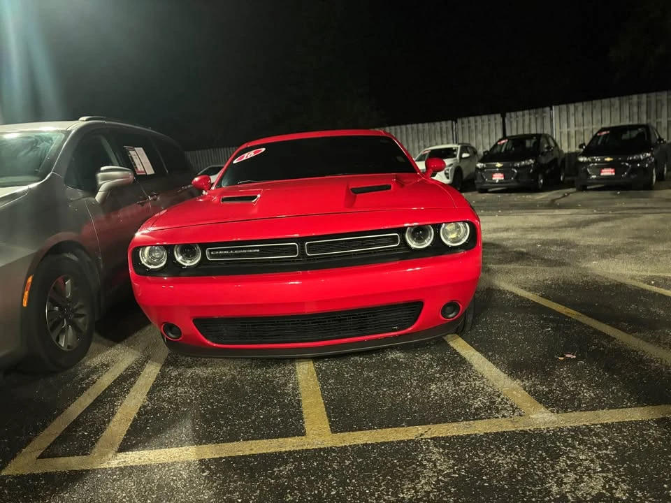 2016 Dodge Challenger 3rd Gen - Image 4 of 16