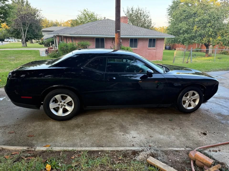 2016 Dodge Challenger - Image 3 of 6