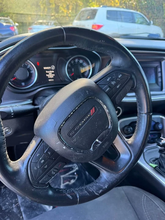 2016 Dodge Challenger 3rd Gen - Image 2 of 6