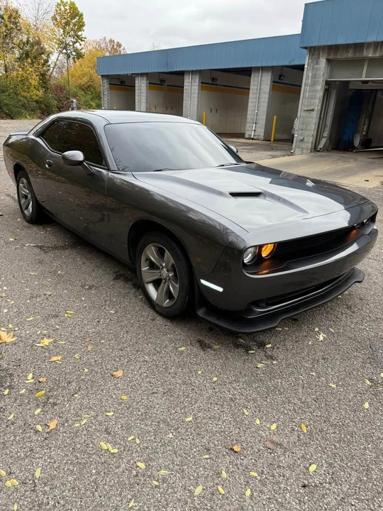 2016 Dodge Challenger 3rd Gen - Image 5 of 9