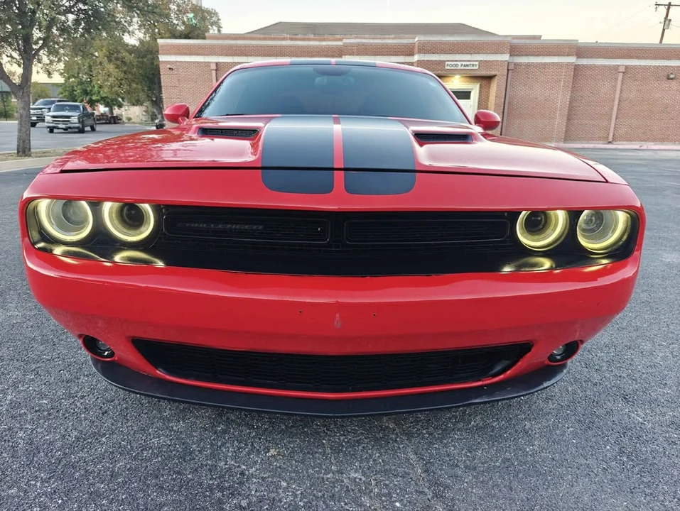 2016 Dodge Challenger 3rd Gen - Image 2 of 9