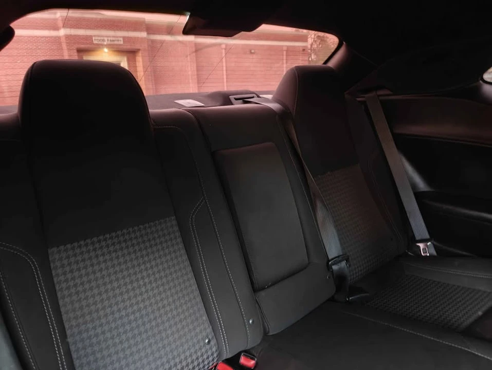 2016 Dodge Challenger 3rd Gen - Image 9 of 9