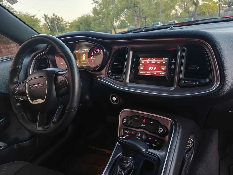 2016 Dodge Challenger 3rd Gen - Image 8 of 9