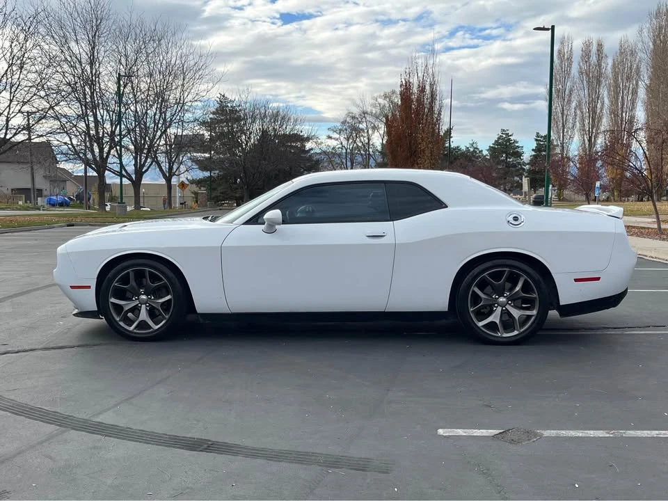 2016 Dodge Challenger 3rd Gen - Image 3 of 13