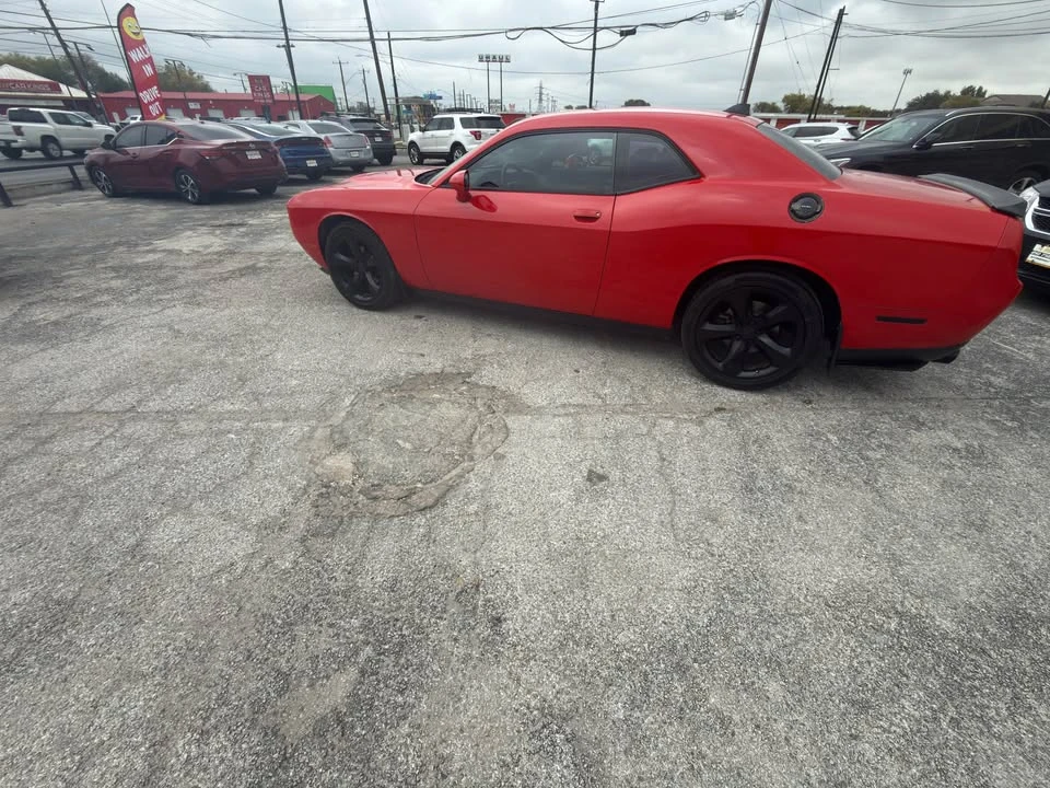 2016 Dodge Challenger 3rd Gen - Image 2 of 4